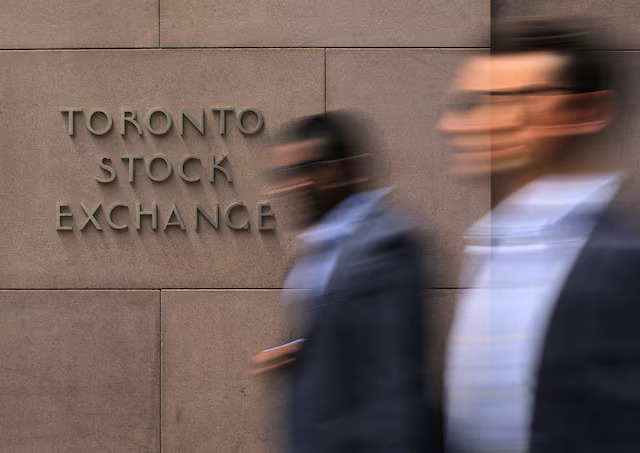 TSX flat as energy share gains counter other losses amid Mideast tensions